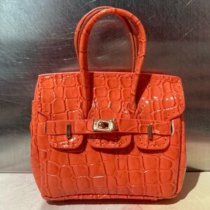 🐊👜 Handmade Mini Orange Faux-Crocodile Birkin AirPods Tote Bag Charm Miniature